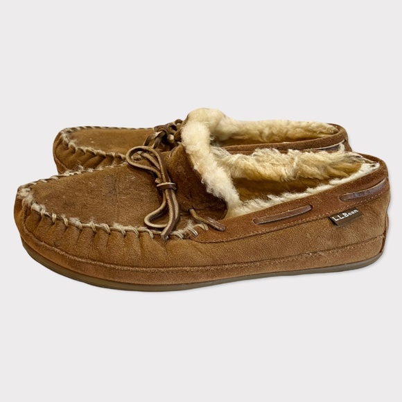 L.L. Bean's Wicked Good Moccasins Sheepskin & Shearling Insulated Sz 9 Wide - Picture 1 of 8